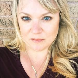 Meet your Posher, Julie